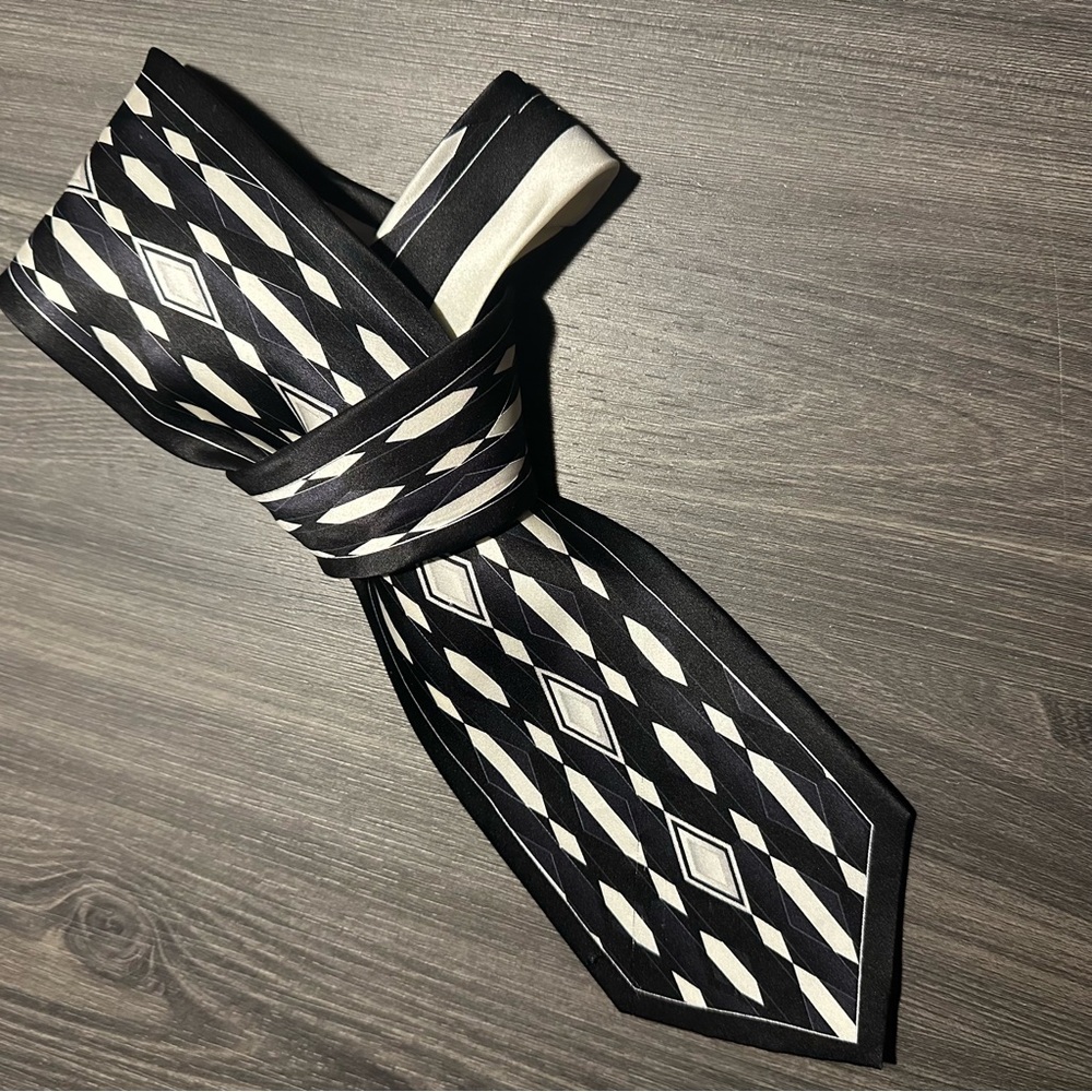 Black and White Stacy Adam’s silk Geometric Pattern Tie